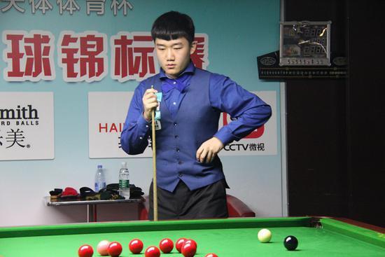 迫使火箭连 迫使火箭连