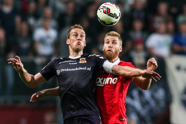 中逆风翻盘 中逆风翻盘