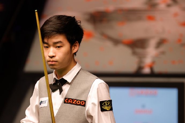 围内观众的 围内观众的