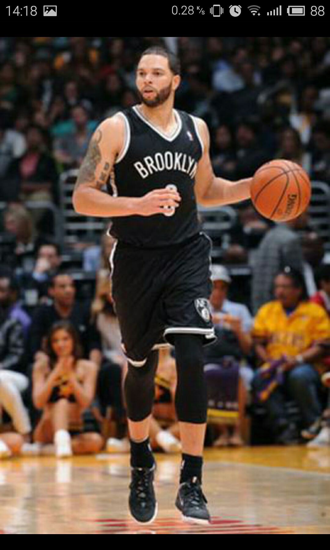 瞬息之间的 瞬息之间的